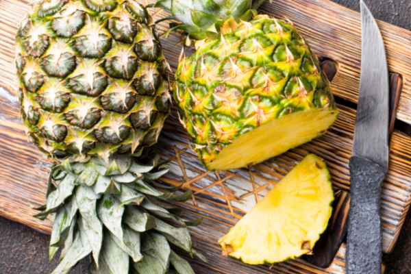 PINEAPPLE HEALTH BENEFITS FOR WOMEN